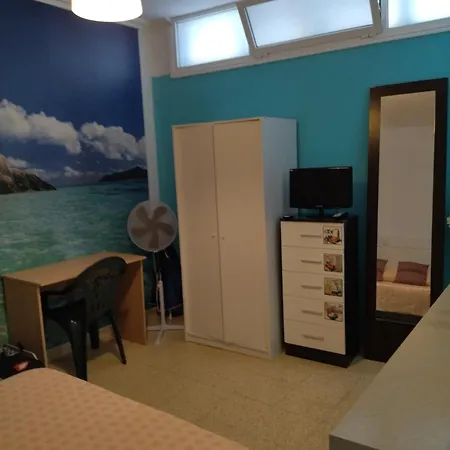 Modern Studio In With Sea View - 18 M² Apartment *