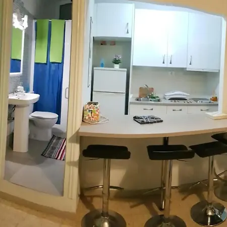Apartment Modern Studio In With Sea View - 18 M²